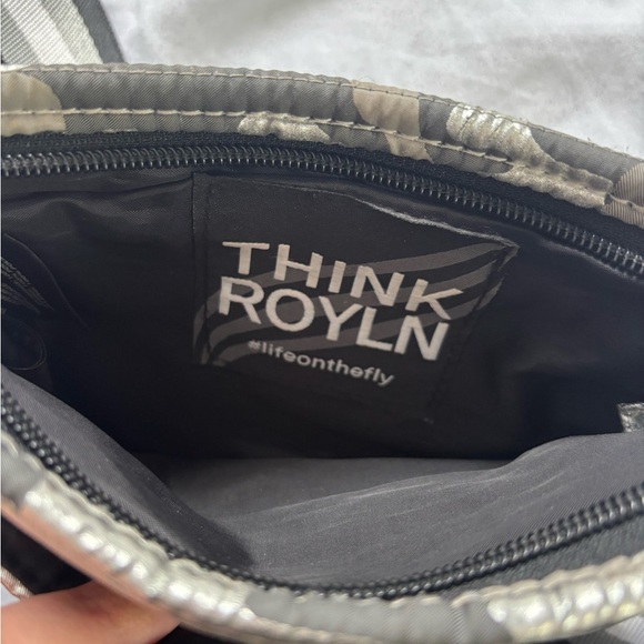 THINK ROYLN Silver and Black Camouflage Shoulder Bag - Picture 3 of 5